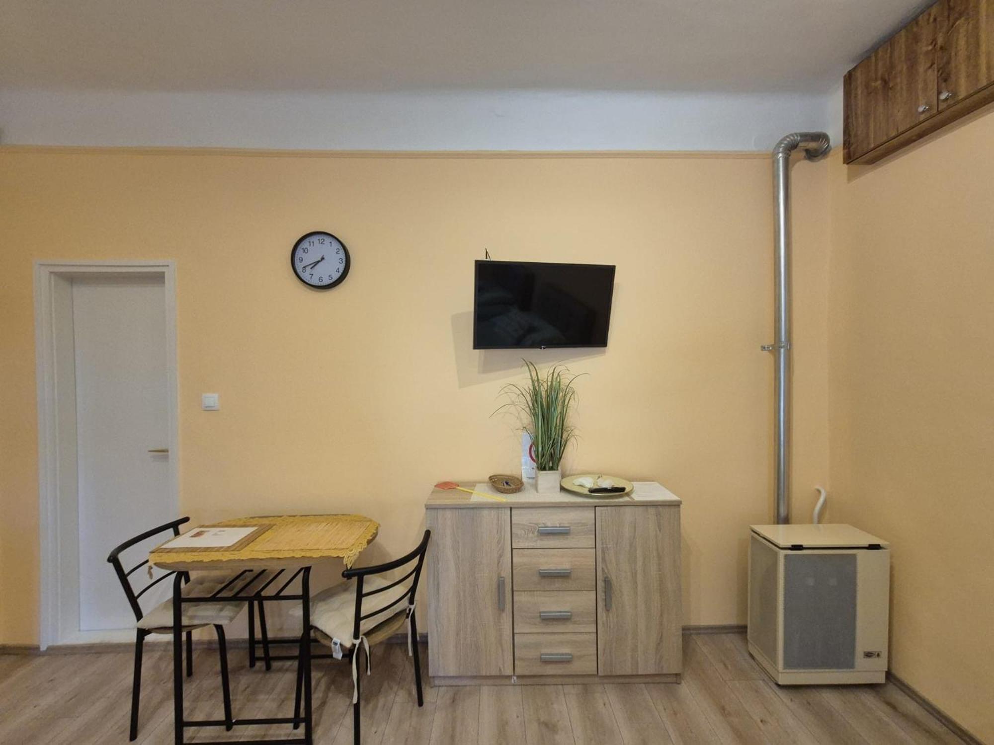 Szahara Vendeghaz Apartment Kerekegyhaza ภายนอก รูปภาพ