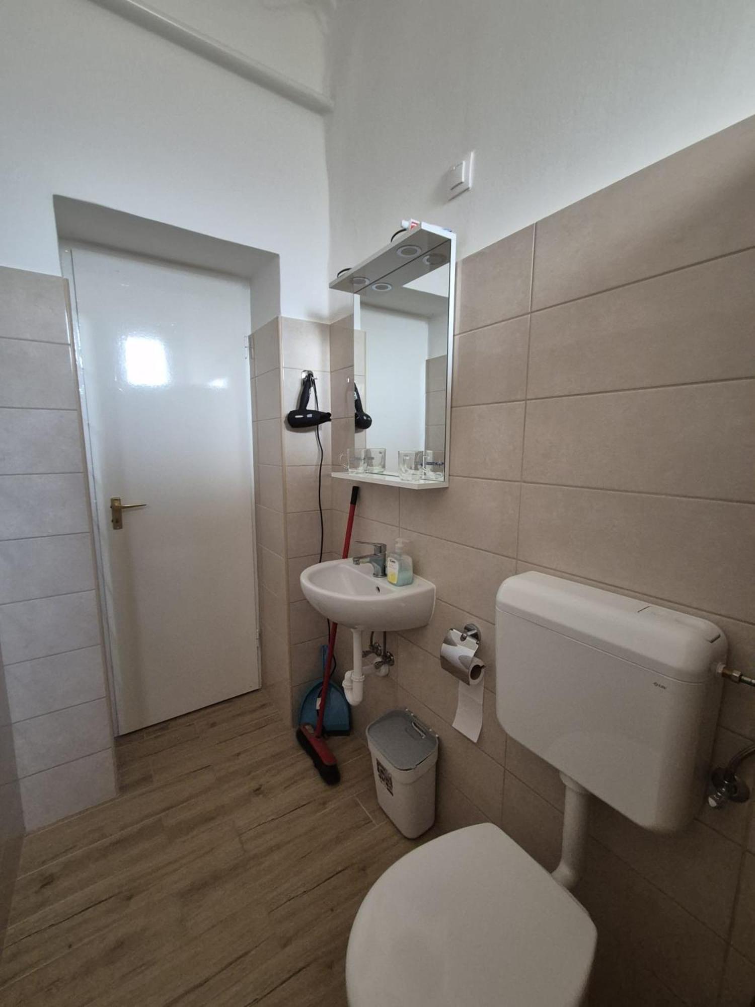 Szahara Vendeghaz Apartment Kerekegyhaza ภายนอก รูปภาพ