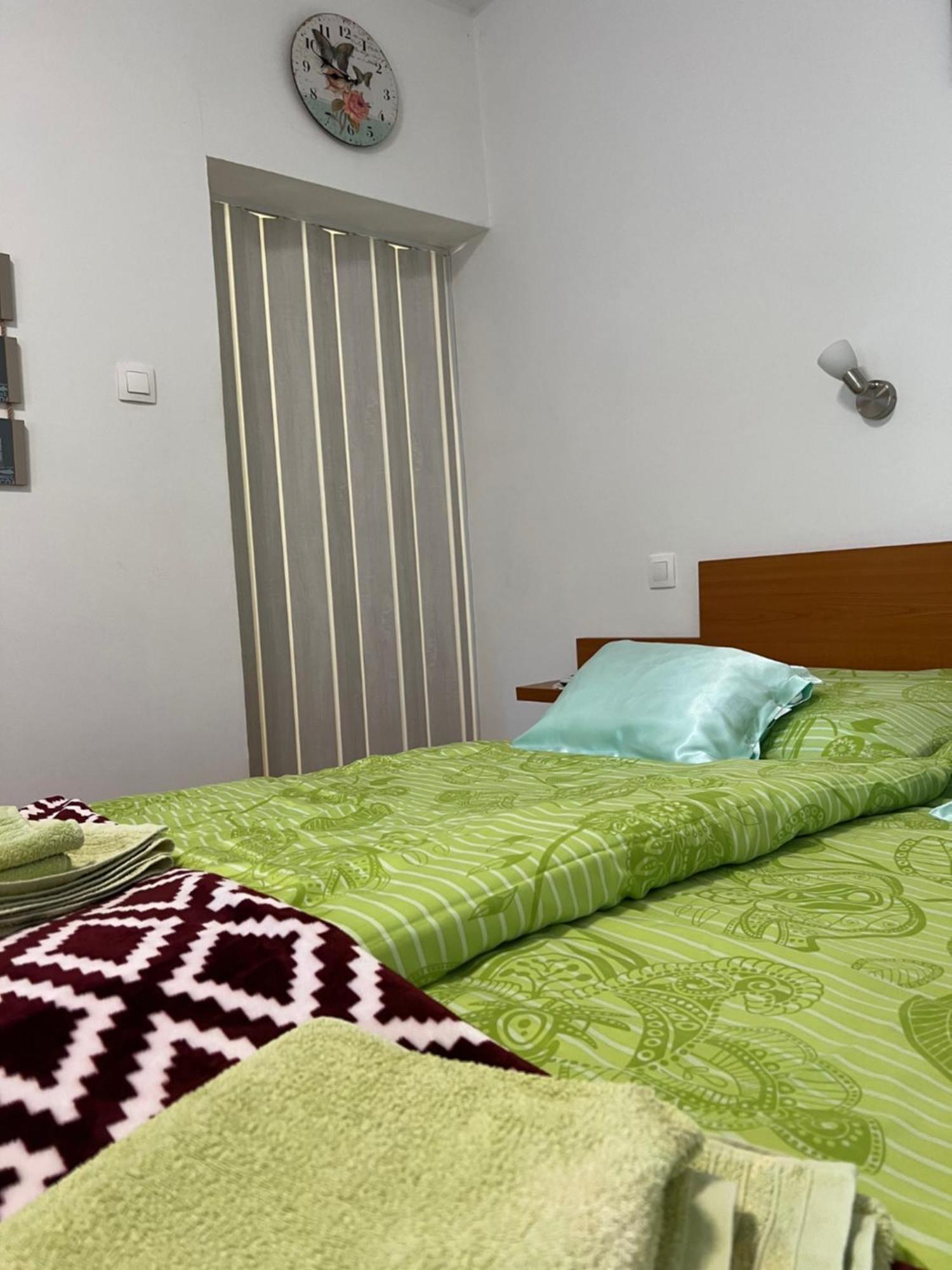 Szahara Vendeghaz Apartment Kerekegyhaza ภายนอก รูปภาพ